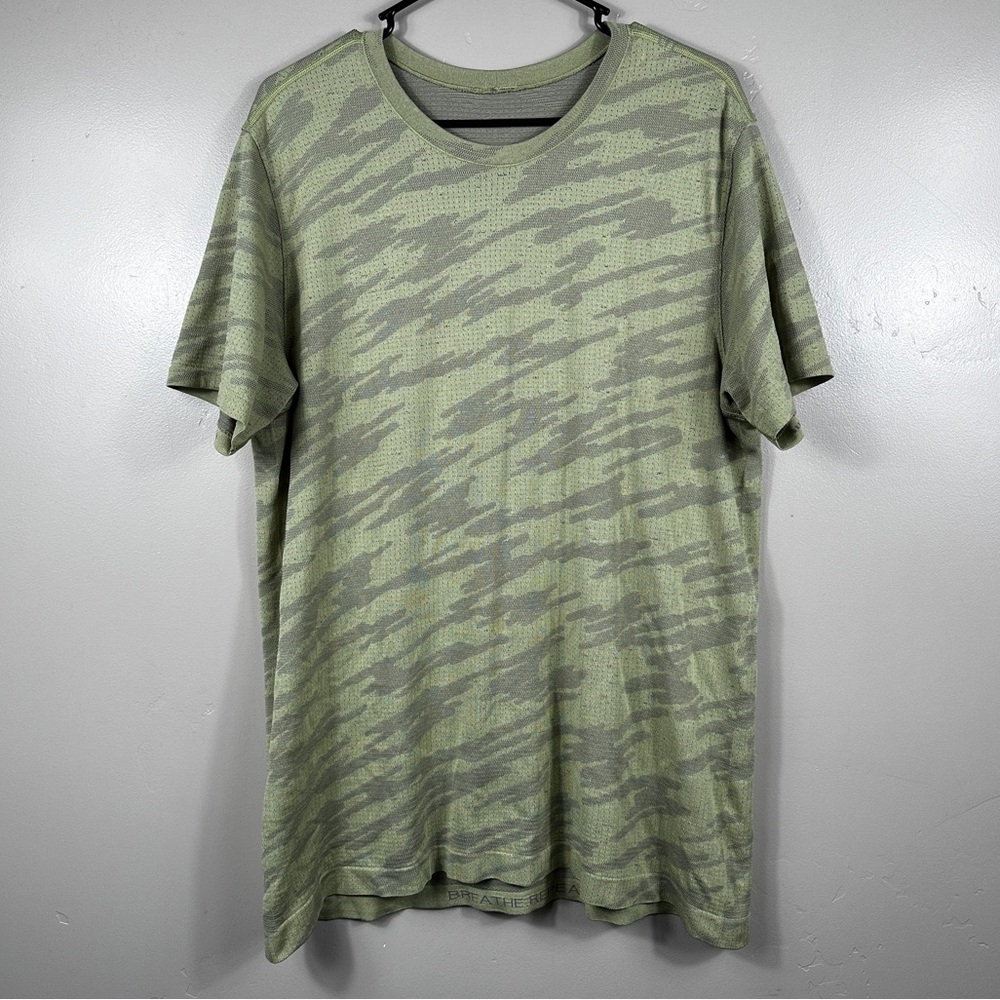 Lululemon Men’s Metal Vent Breathe Short Sleeve Shirt Scatter Surface Green - XL
